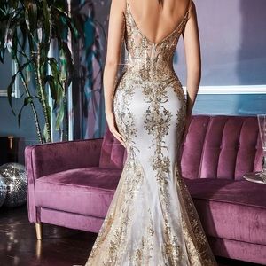 New , unworn dress. size 2.